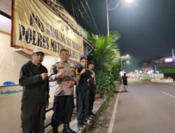 POLSEK CAKUNG PERKUAT SISKAMLING, WARGA DIAJAK BERSATU CEGAH TAWURAN DAN CURANMOR