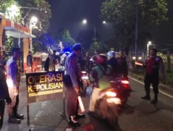 Polisi Perketat Pengawasan Dini Hari, Polsek Duren Sawit Sisir Titik Rawan Demi Jaga Keamanan Warga