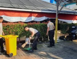 Sambut Hari Bhayangkara ke-80, Polsek Kramat Jati Perkuat Budaya Bersih Melalui Program Bhayangkara Jakarta Asri