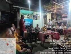 Jaga Jakarta On The Spot, Polsek Pasar Rebo Ajak Warga Kalisari perkuat poskamling dan cegah tawuran