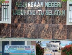 Kejari Labusel Tahan Mantan Manager BOS, Dugaan Permainan Proyek Plank Sekolah Ramah Anak Terkuak