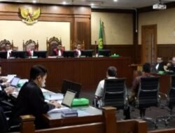 Pengakuan : Aliran Rp21 Miliar ke Dirjen Bea Cukai Terungkap di Sidang