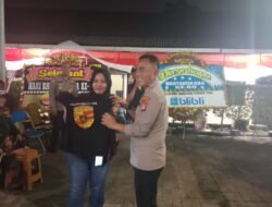 Kebersamaan Warga dan Polri Warnai Nonton Bareng Piala Dunia di Mapolsek Kramat Jati