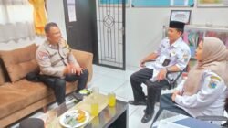 Bhabinkamtibmas Duren Sawit Edukasi Pelajar SDN 08 Cegah Bullying, Narkoba, dan Pelecehan Seksual