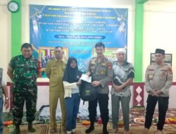 Kapolsek Cakung Hadiri Penyaluran Bantuan Sosial bagi Korban Kebakaran di Cakung Timur, Warga Terima Sembako dan Perlengkapan Sekolah