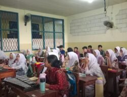 Bhabinkamtibmas Goes to School, Polsek Cakung Edukasi Pelajar SMK Al Ahyar 1 Jauhi Tawuran dan Narkoba