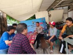 Jaga Jakarta On The Spot, Polsek Cakung Ajak Warga Penggilingan Aktifkan Kembali Siskamling