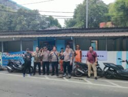 Polsek Ciracas Gelar Penyekatan Massa AMJ di Fly Over Pasar Rebo