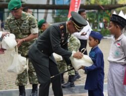 Upacara HUT ke-81 TNI di Jakarta Utara, Dandim 0502/JU Bacakan Amanat Panglima TNI Dihadapan Forkopimko Plus